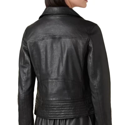 black-zipper-leather-jacket