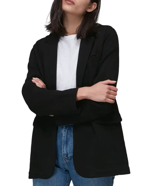 women-single-breasted-black-blazer